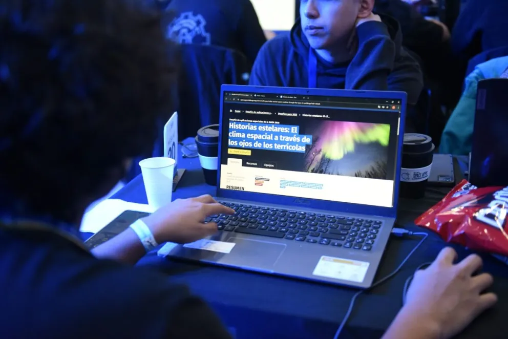 Comodoro brilla en el NASA Space Apps Challenge con récord de participación
