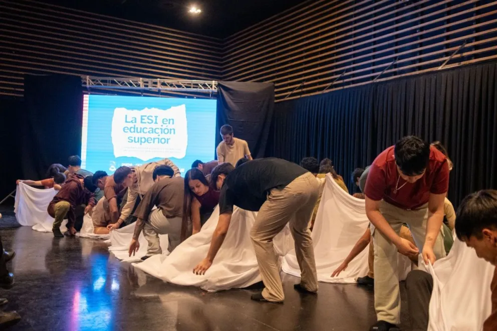 Jornada sobre Educación Sexual Integral: Estudiantes abordaron la ESI como clave para prevenir violencia de género