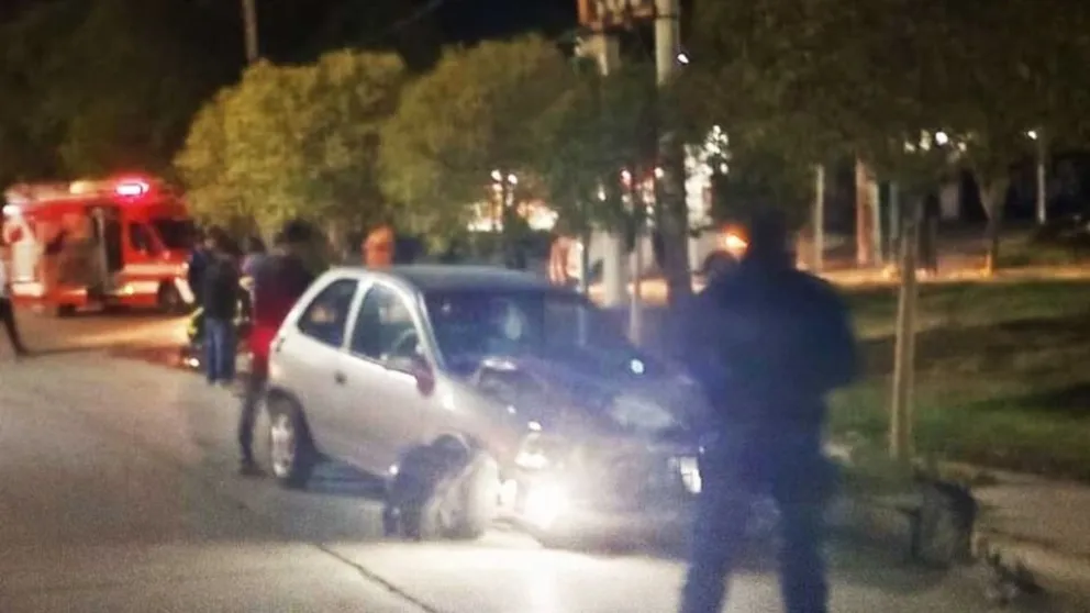 Un joven motociclista permanece internado en estado reservado