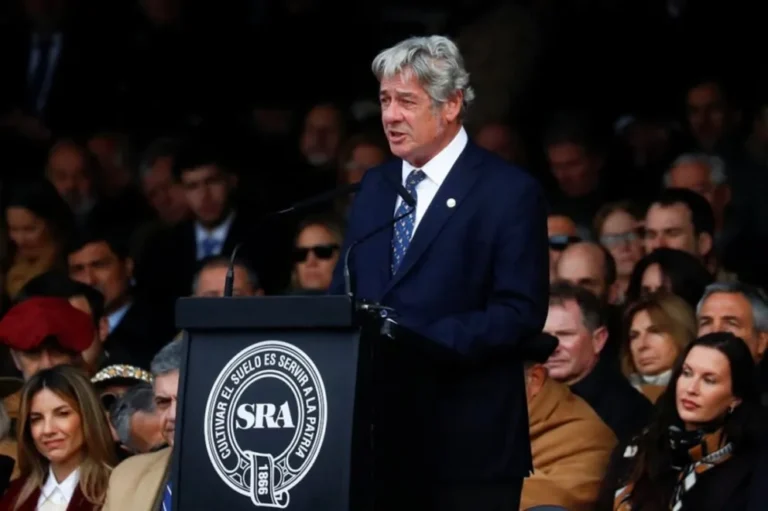 El presidente de la Rural cruzó a la secretaria de Agricultura de EE.UU. por dichos sobre la aftosa