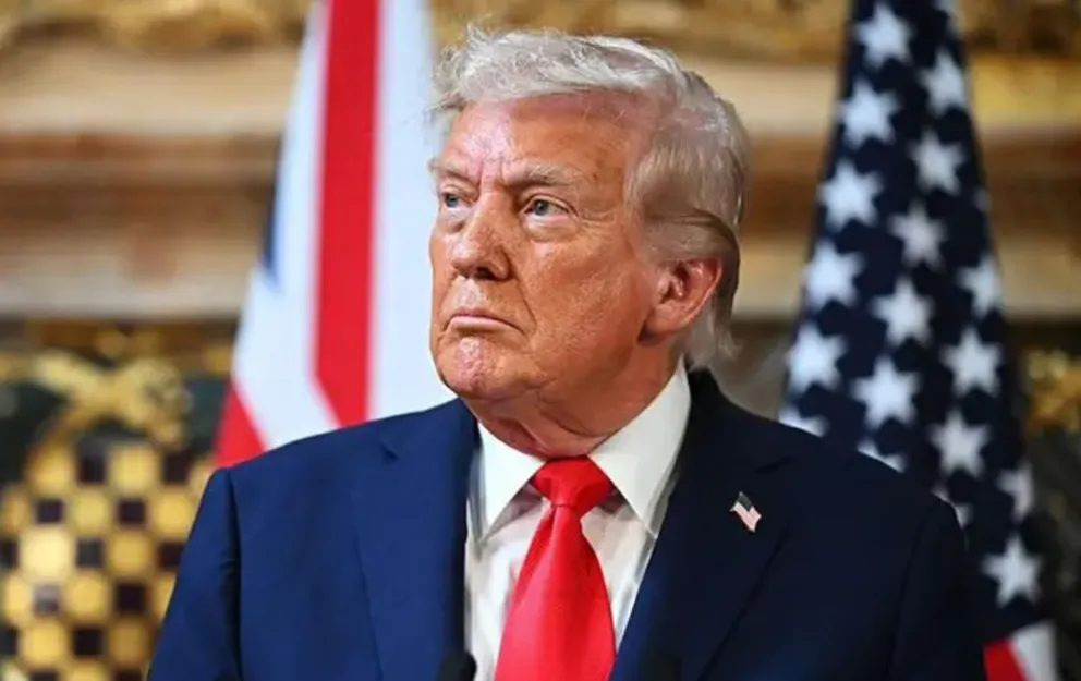 Trump amenaza con despidos masivos ante sexto día del cierre de Gobierno