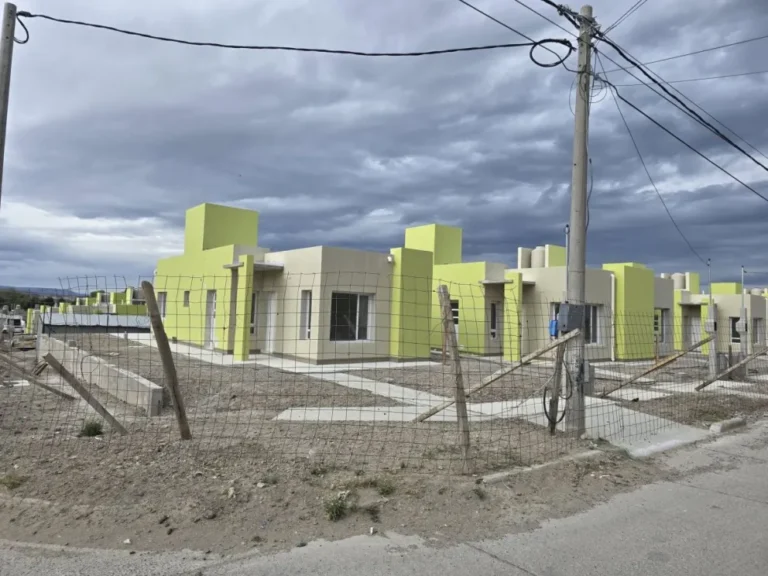 Unas 650 participarán del sorteo de 19 viviendas