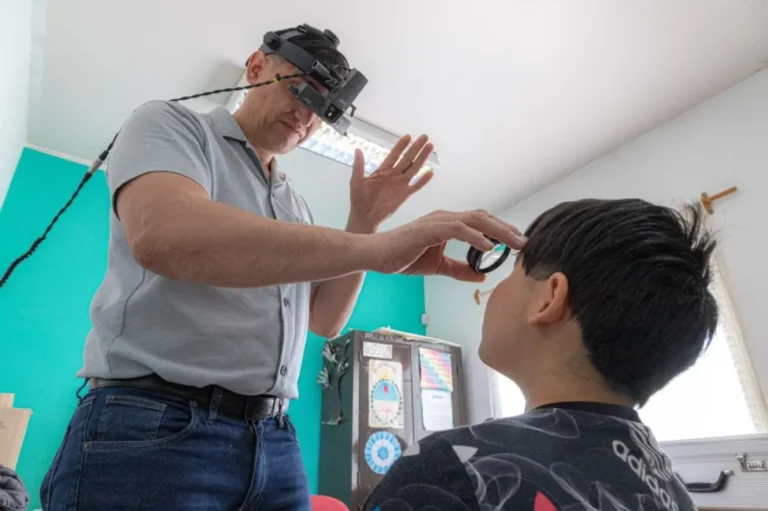 Más de 30 vecinos accedieron a controles oftalmológicos en el CAPS de Barrio La Floresta