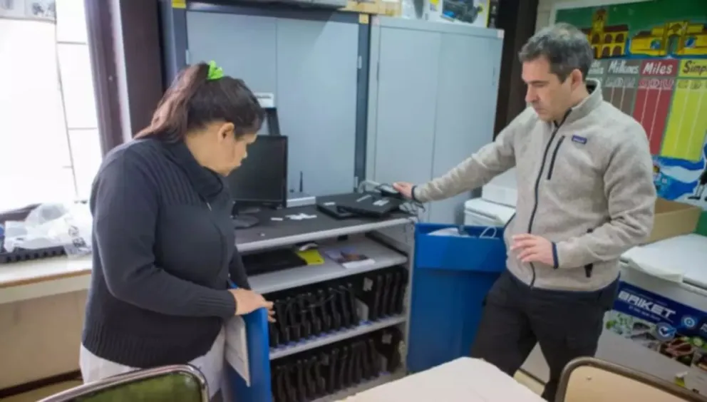 Luque recorrió localidades de la cordillera sur