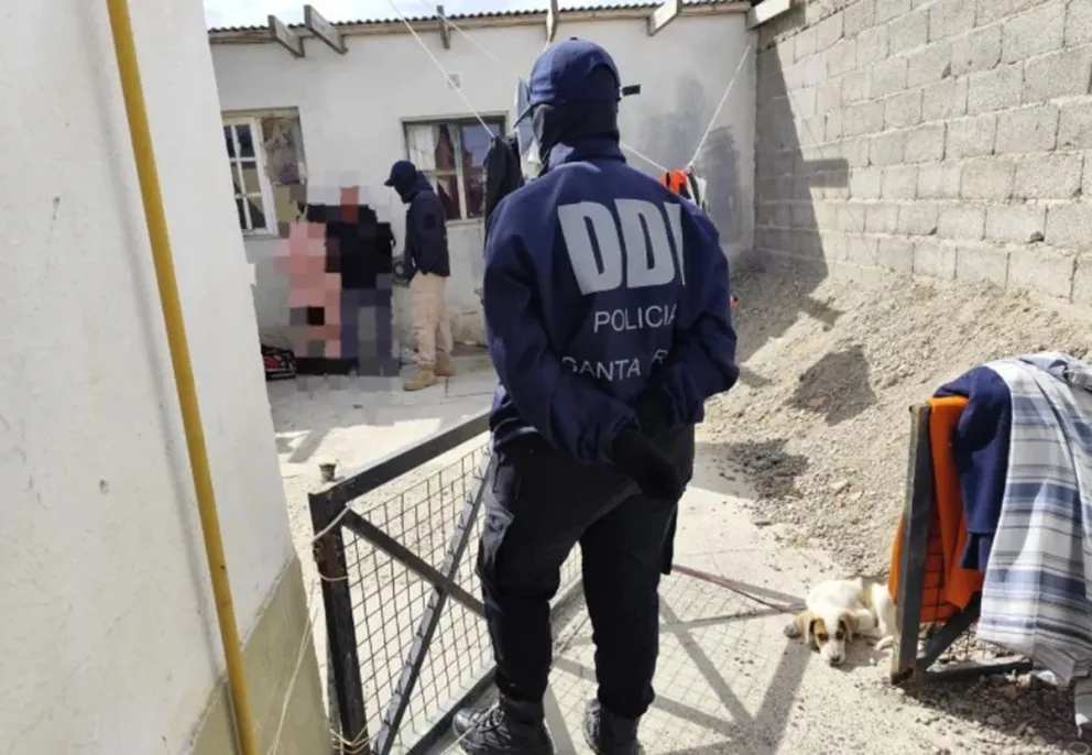 Allanamientos en Puerto Deseado por robo a un local de tecnología