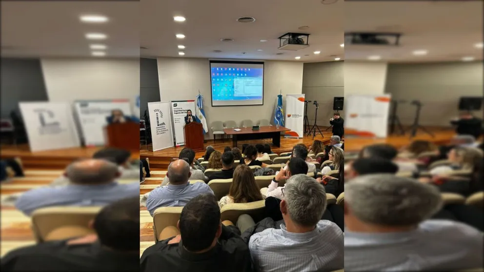 Un taller organizado por el ISSyS impulsa prácticas saludables para ambientes laborales libres de violencia