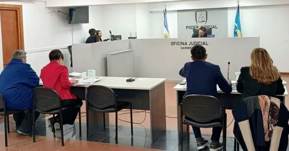 Amenazó a sus vecinos con un cuchillo y la Justicia investiga su salud mental