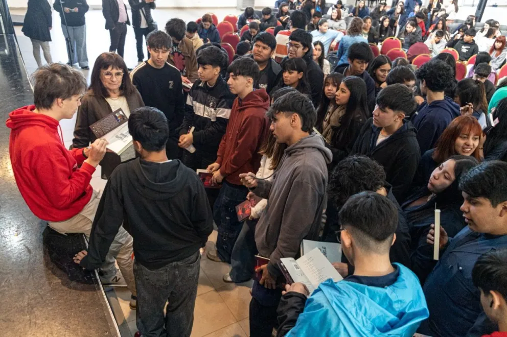 Se llevó a cabo el encuentro Book Tok: “Leer Nos Mueve, Leer Nos Cambia”