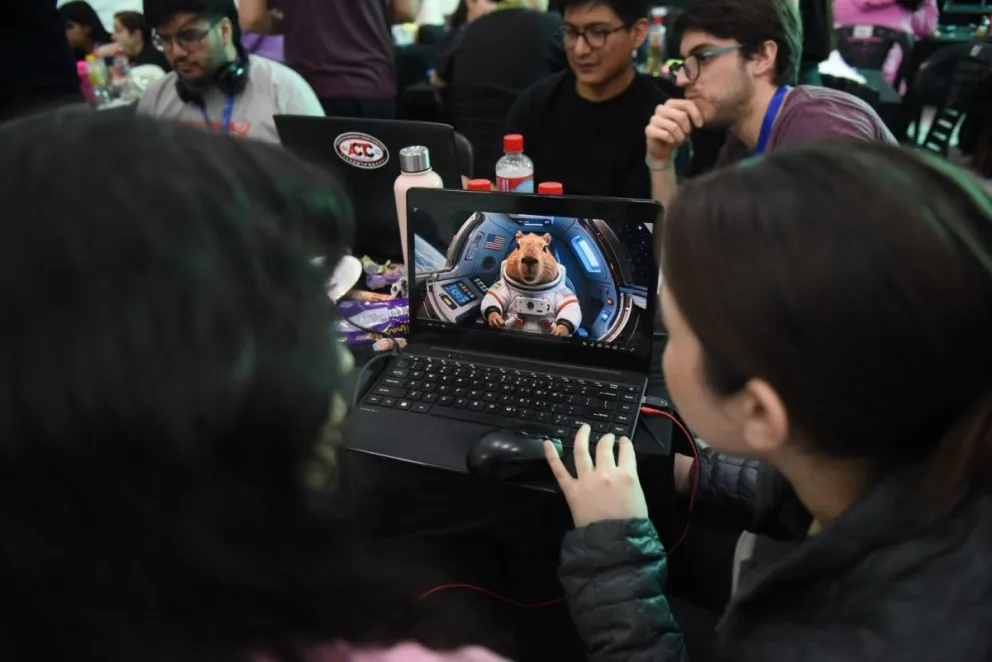 Más de 400 personas participaron del NASA Space Apps Challenge en Comodoro