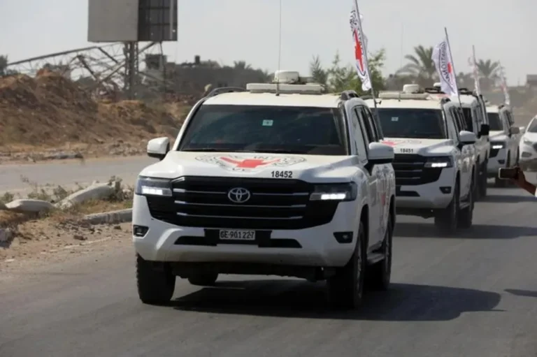 Israel cuestiona a Hamás: uno de los cuerpos entregados no sería de un rehén