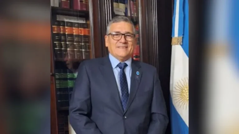 Gustavo Fleitas es el nuevo rector de la UNPSJB