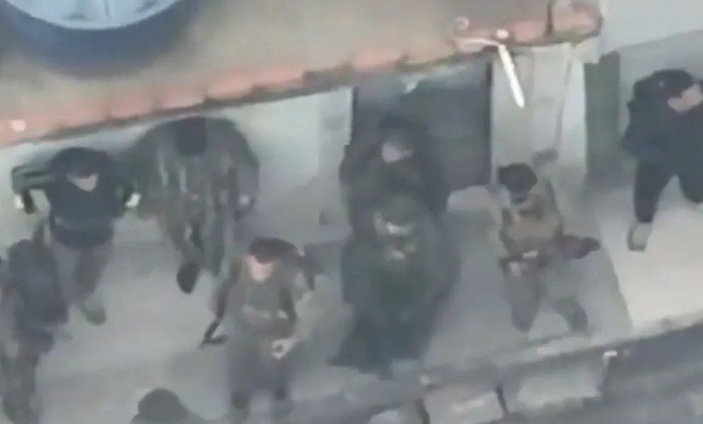 Río de Janeiro: narcotraficantes utilizaban uniformes militares en el megaoperativo