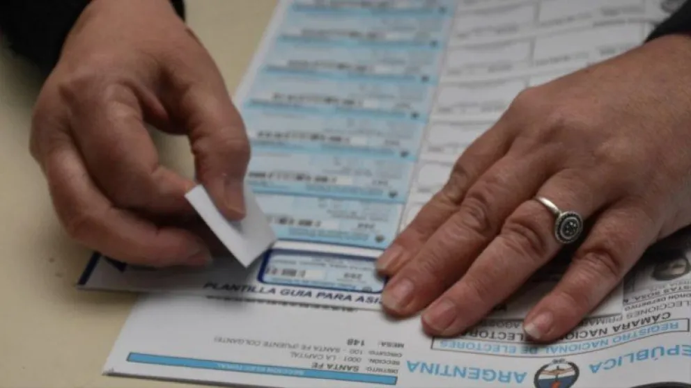 Vecinos de Comodoro y Rada Tilly valoraron la agilidad de la Boleta Única de Papel