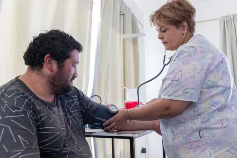 Atención primaria en los barrios: Jornada de Salud Integral en Km. 17