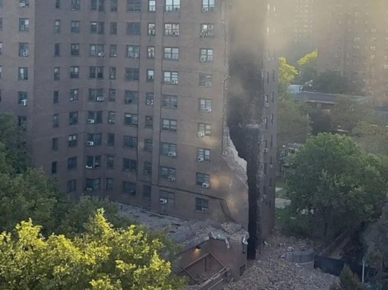 Explosión y derrumbe parcial de un edificio en Nueva York