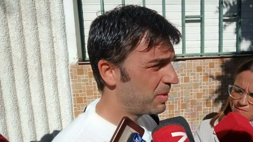 Nacho Torres votó en Trelew y destacó el nuevo sistema como “más transparente y ecológico”