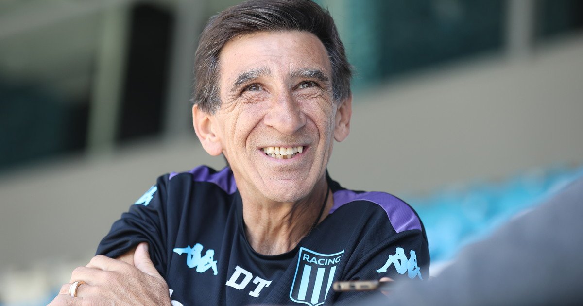 Gustavo Costas les hizo un pedido especial a los hinchas de Racing en la previa de la revancha con Flamengo por Copa Libertadores