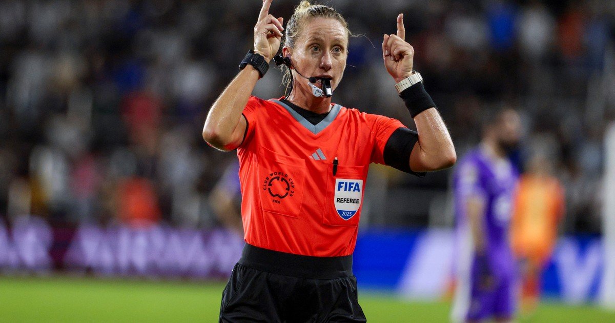 Argentina vs Venezuela en un amistoso que será histórico: quién es Tori Penso, la primera mujer árbitro en un partido de la Selección