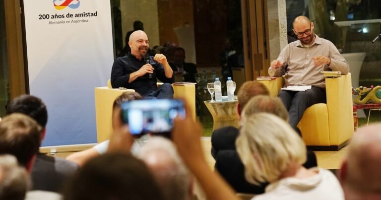 ‘Nazis y judíos’: el nuevo libro de Ariel Magnus sobre una convivencia insólita en Buenos Aires