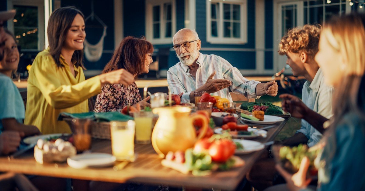 Por qué la dieta mediterránea es un antídoto contra la soledad