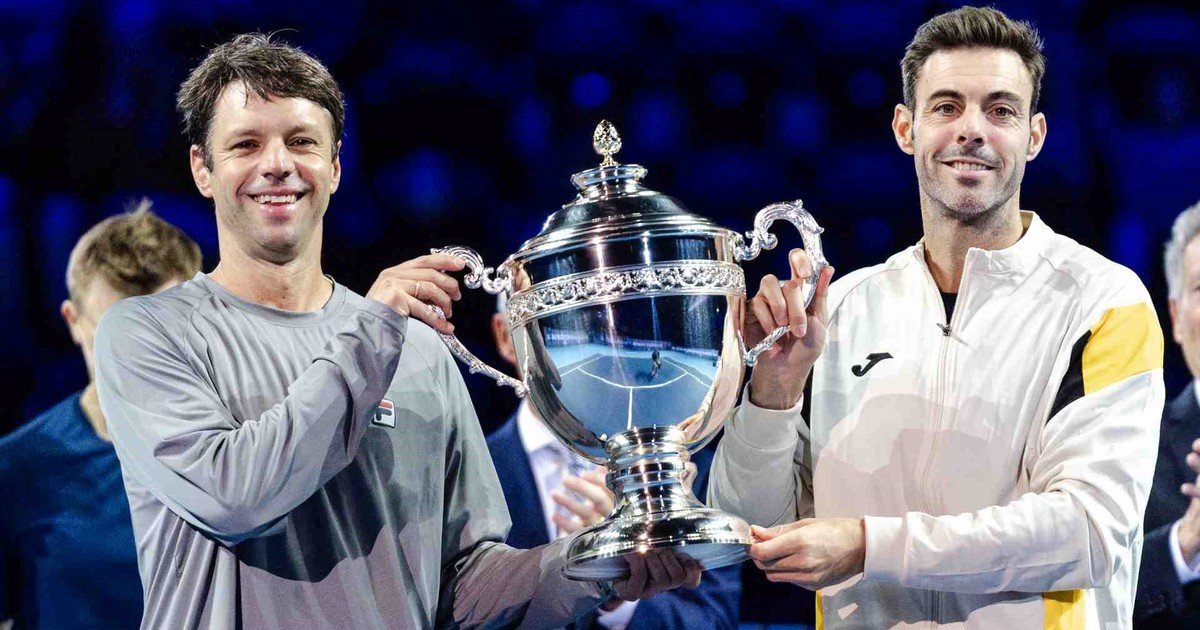 Horacio Zeballos cerró una semana perfecta: ganó el ATP 500 de Basilea junto a Granollers y volvió al top 5 en dobles