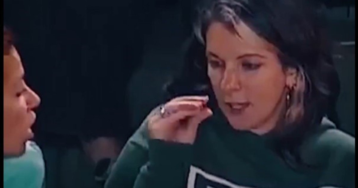 El espectacular video de Banfield para concientizar sobre el cáncer de mama: una "charla" viral de una plateísta sirvió para visibilizar y prevenir