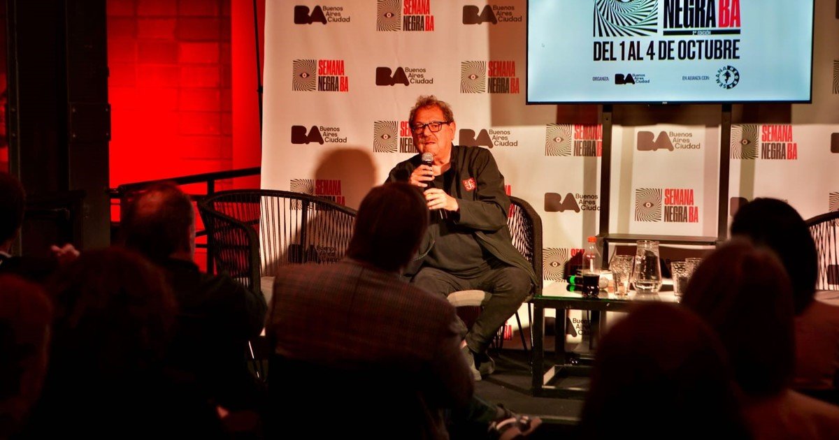 Paco Taibo II y Jorge Fernández Díaz abrieron Semana Negra BA en la Casa de la Cultura