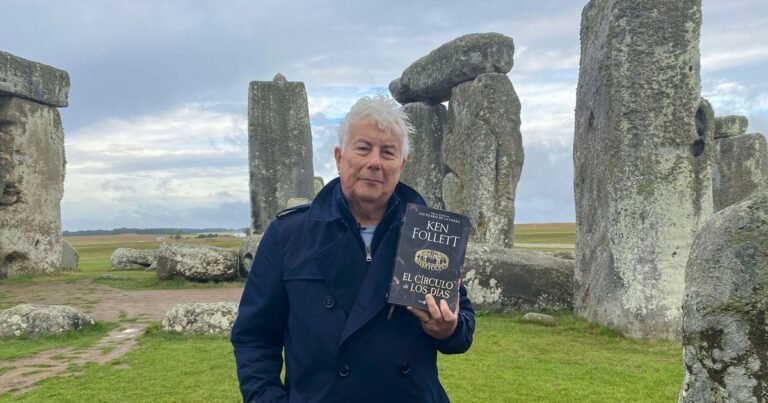 Ken Follett: "Para escribir sobre Stonehenge tuve que imaginar mucho más"