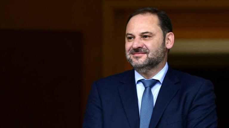 España: el Supremo envía a prisión sin fianza a un exministro y a su exasesor por el 'caso Koldo'