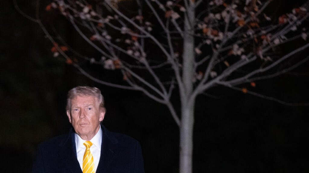 Trump insinúa un movimiento sobre Venezuela "para frenar el flujo de drogas", sin dar detalles