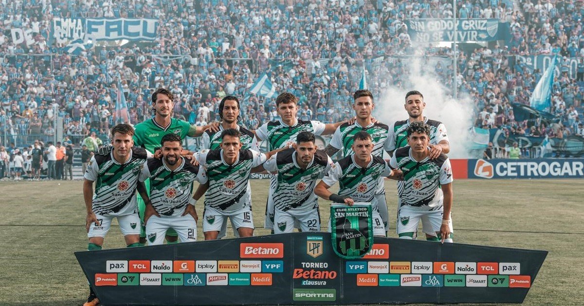 "Entradas a 200 pesos": un equipo de Primera División convoca a sus hinchas con los precios más bajos del fútbol argentino para llenar su cancha