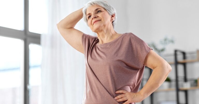 "Hay que comer bien y moverse, pero disfrutar de la vida", dice una neuróloga que propone cuidarse sin obsesionarse