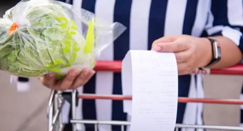 Trabajadores con hambre: el dato de la UCA que sacude al empleo formal