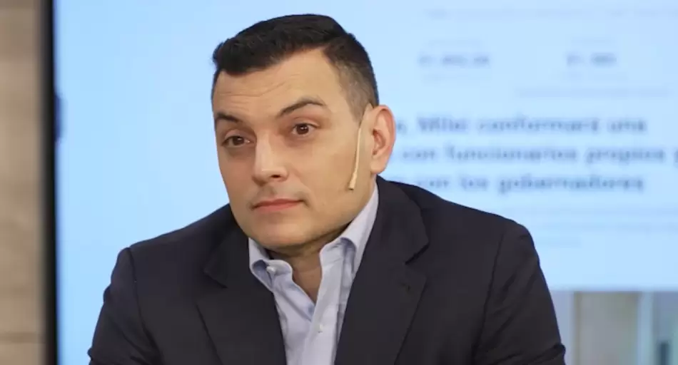 Impuesto al efectivo: Álvarez Agis desafía a Milei pero le reconoce 3 aciertos clave