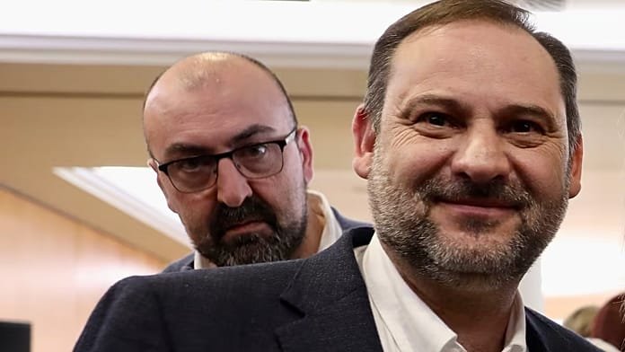 El PP pide 30 años de cárcel y prisión provisional inmediata para Ábalos y Koldo