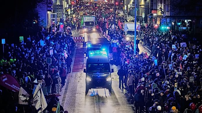 Protestas masivas contra la reunión fundacional de las juventudes de AfD en Alemania