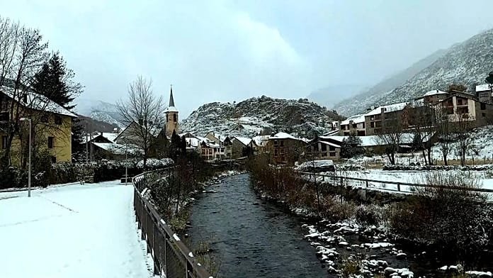 La ola de frío ártico deja fuertes nevadas en el norte de España