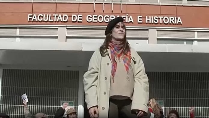 Un acto callejero conmemora a los activistas prodemocracia de España, 50 años después de Franco