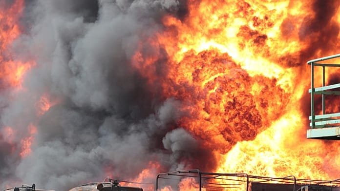 El Ejército ucraniano bombardea petroquímicas y plantas energéticas en diversas regiones rusas