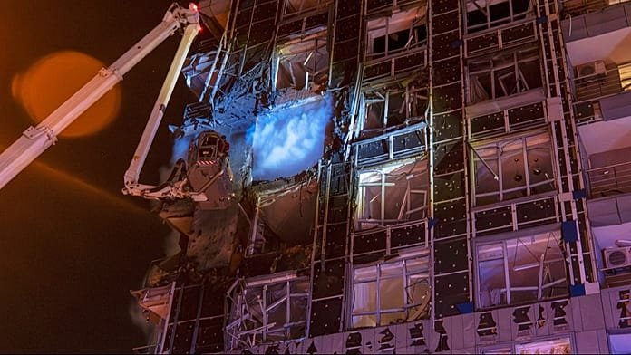 Al menos 6 muertos en Kiev tras el ataque ruso a la capital y a Sumy