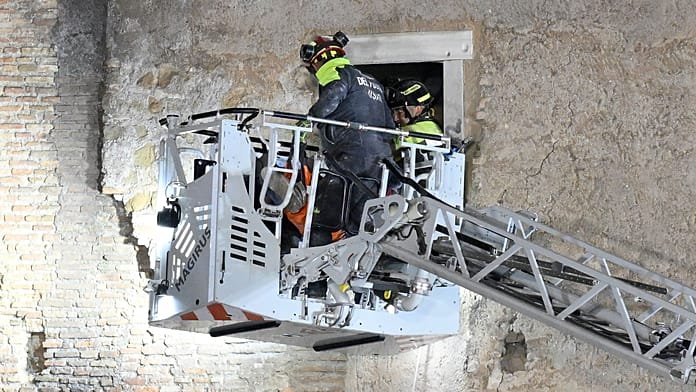 Muere el trabajador rescatado tras el derrumbe de la Torre dei Conti en Roma