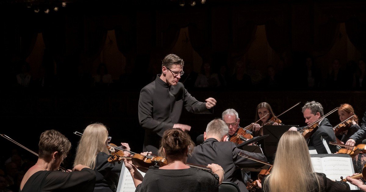 El cierre del Mozarteum Argentino en el Colón fue una luminosa celebración de la simplicidad, el silencio y la pureza