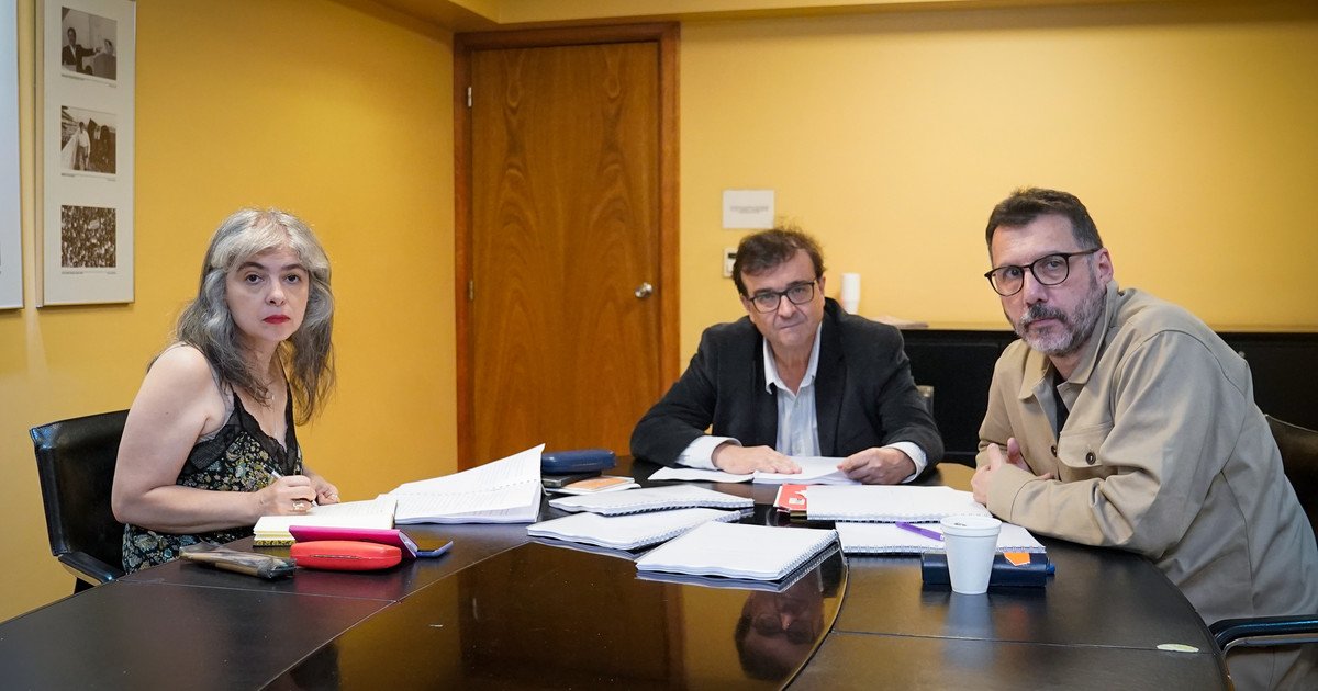 Suspenso final para el Premio Clarín Novela