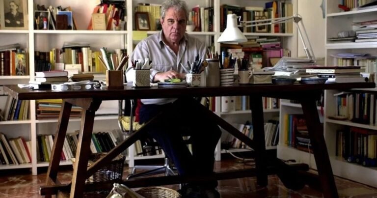 El archivo del escritor español Juan Marsé se conservará en Barcelona