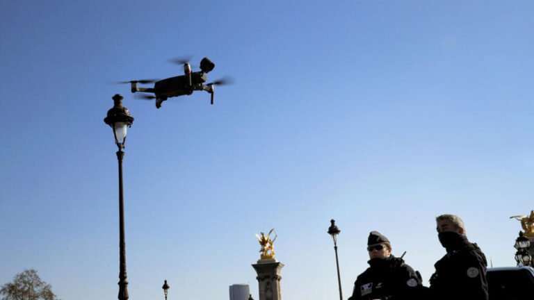 Desde el 13 de noviembre de 2015 se ha producido un declive de las libertades individuales en Francia