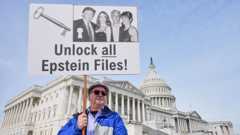 Trump promulga la ley sobre los archivos de Epstein: ¿qué sale a la luz y qué se reserva?