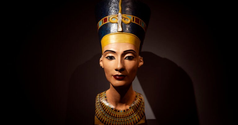 Fascinación por Egipto en Bellas Artes: Los dos expertos que idearon la muestra del momento