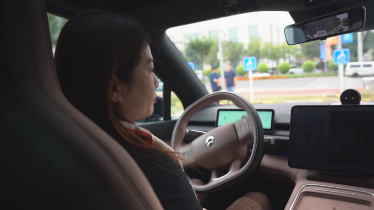 China, desbordada por el reto de reciclar millones de baterías de vehículos eléctricos