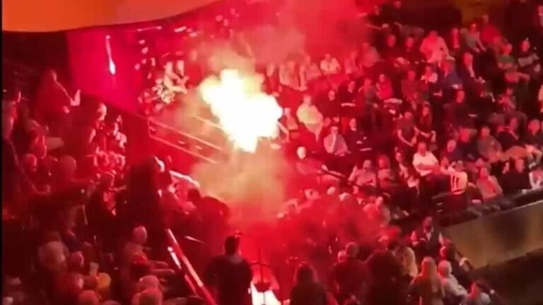 Cuatro propalestinos detenidos por interrumpir el concierto de la Filarmónica de Israel en París