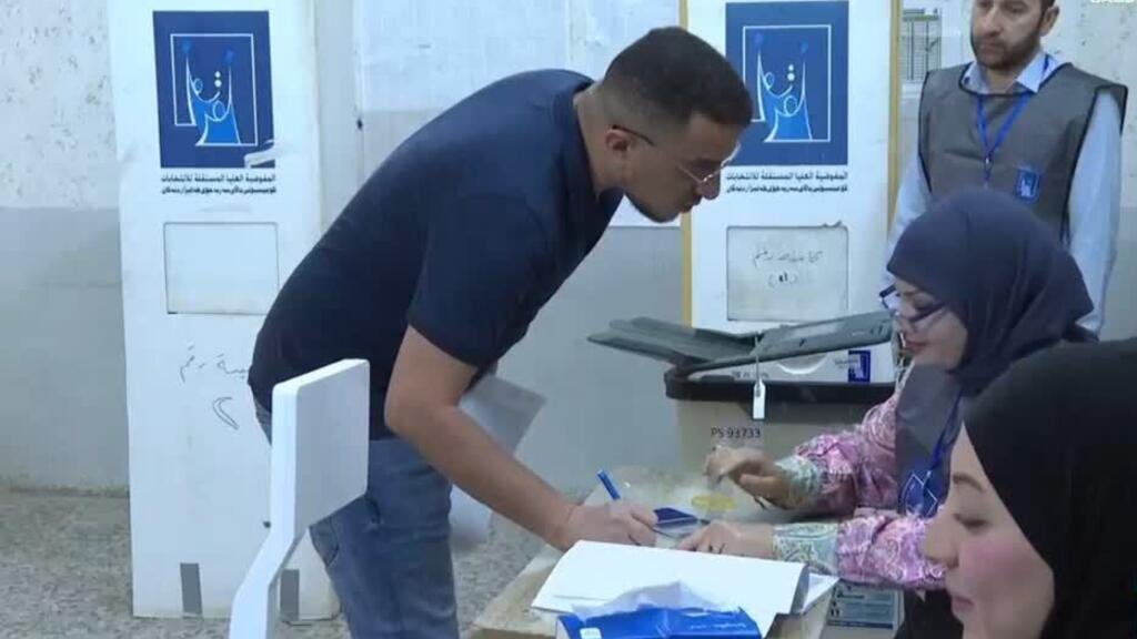 Irak va a las urnas para elegir nuevo Parlamento